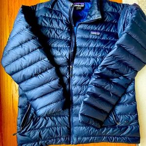 Patagonia Men’s Size L Next to new Down Sweater